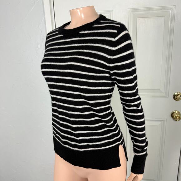 Halogen Women's Sweater XS Cashmere Pullover Stripe Knit Crew neck L/S J3-11 - Picture 2 of 4
